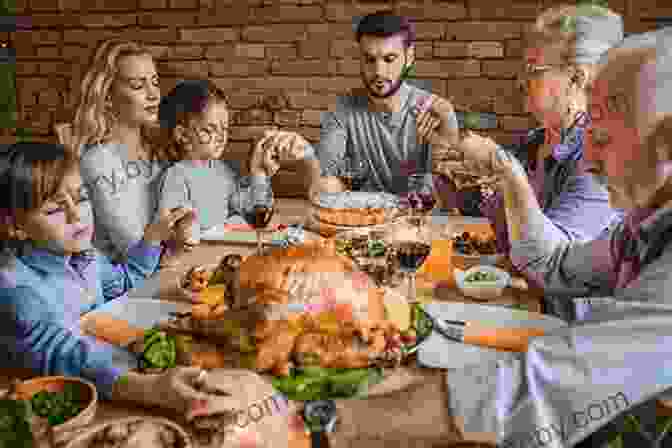 A Family Holding Hands And Giving Thanks Unbelievable Pictures And Facts About Thanksgiving