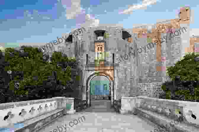 A Stunning Photograph Of The Pile Gate, The Grand Entrance To Dubrovnik's Old Town How To Photograph Dubrovnik Croatia